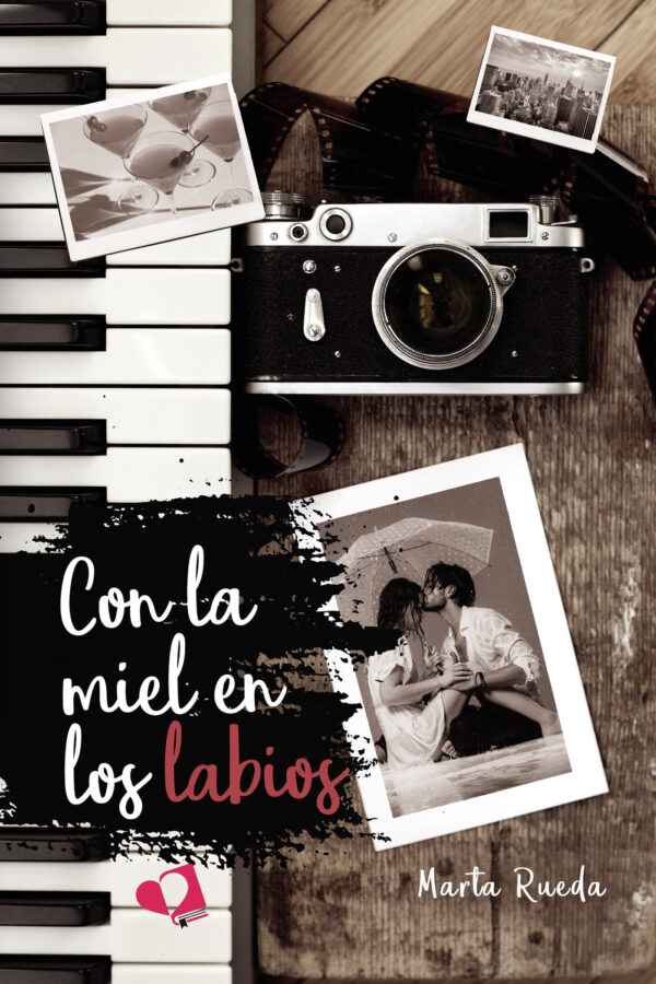CON LA MIEL EN LOS LABIOS 9788419941053