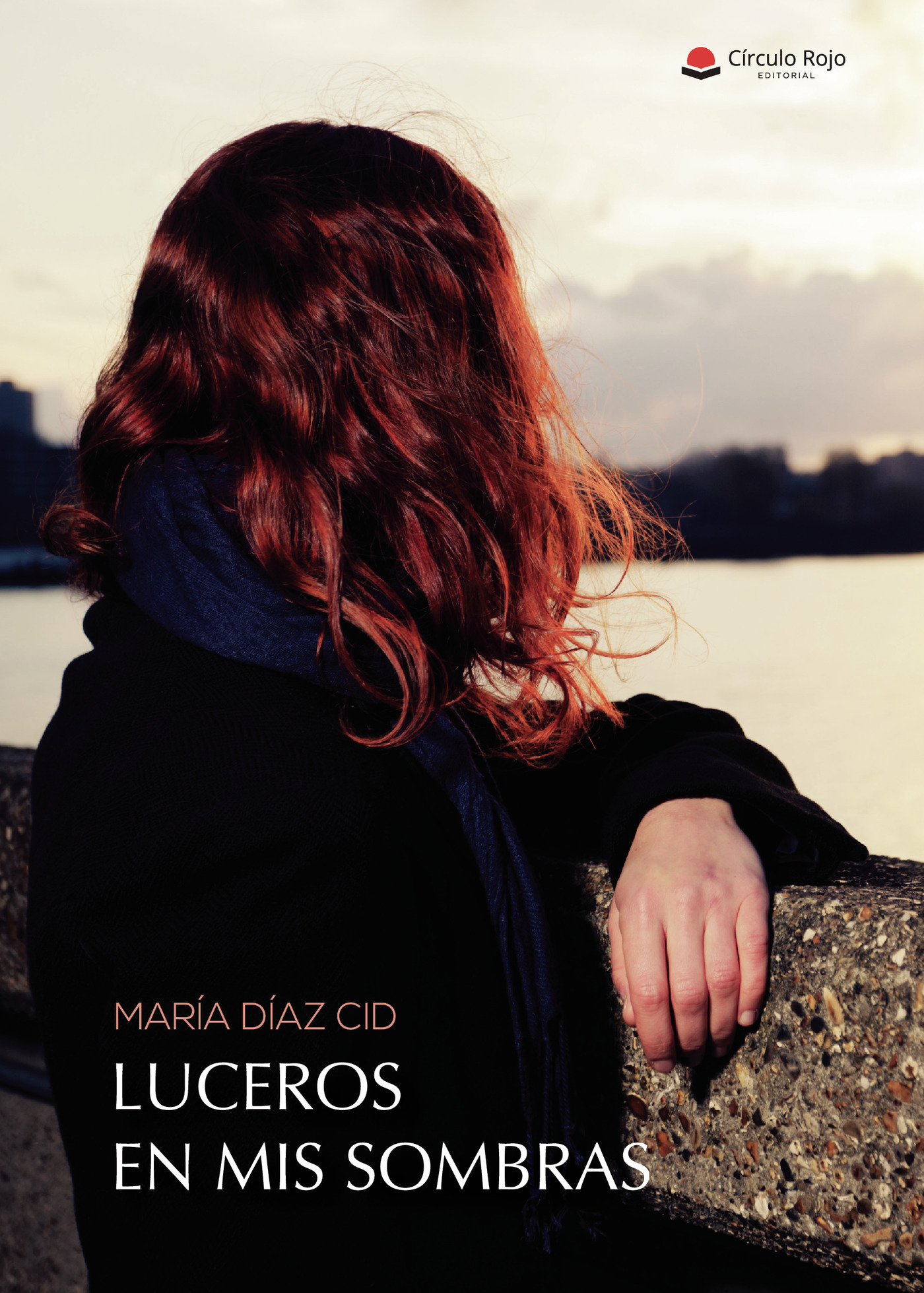 LUCEROS EN MIS SOMBRAS